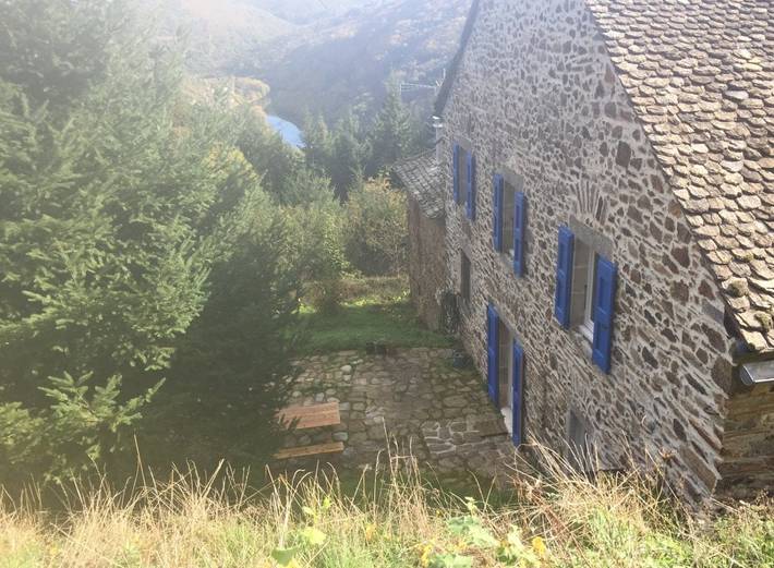 Chambre d’hôte pour 3 personnes, avec jardin dans l' Aveyron