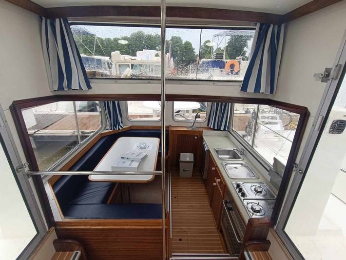 Péniche pour 7 personnes, animaux acceptés dans 