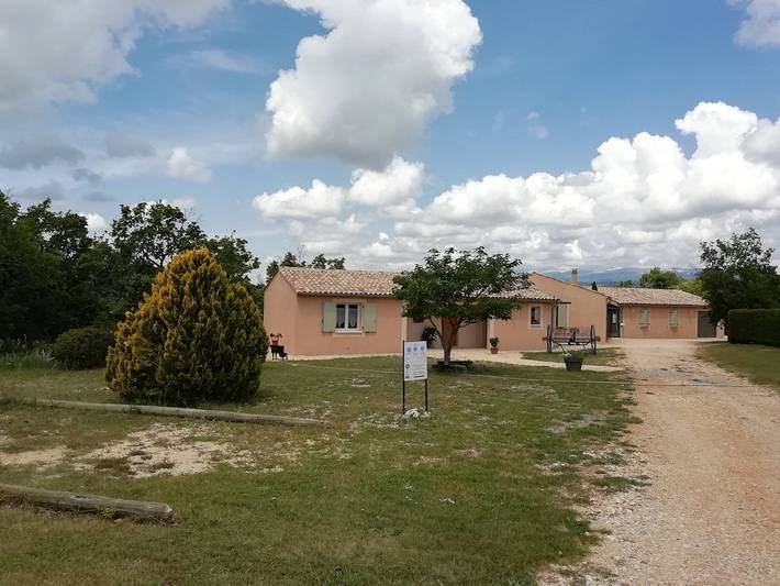 Chambre d’hôte pour 2 personnes, avec jardin dans le Vaucluse - 2