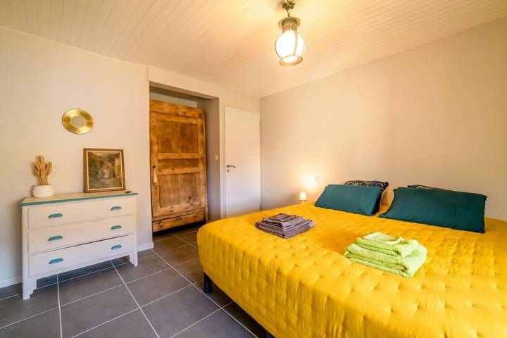 Chambre d’hôte pour 2 personnes, avec jardin et piscine, animaux acceptés dans le Vaucluse - 3