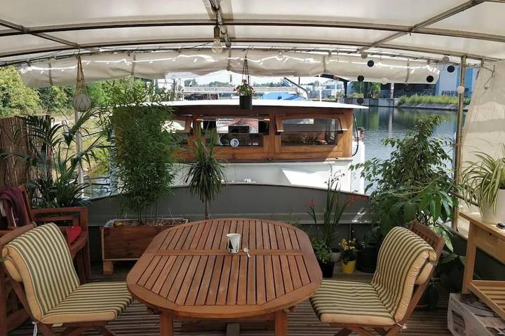 Bateau pour 2 personnes, avec vue et terrasse dans 