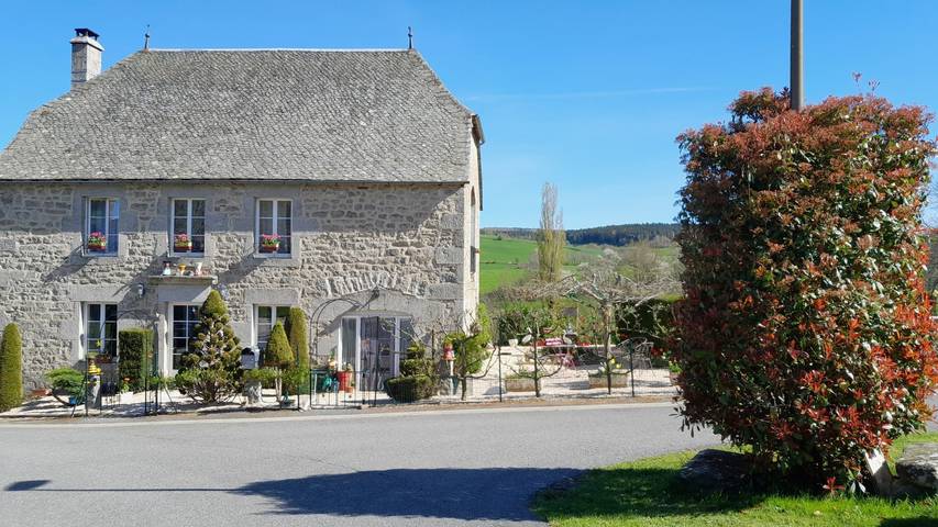 Chambre d’hôte pour 2 personnes, animaux acceptés dans le Cantal - 2