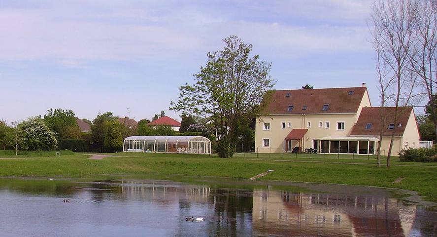 Chambre d’hôte pour 2 personnes, avec sauna et piscine ainsi que jacuzzi et jardin en Normandie