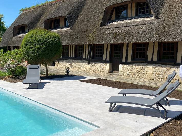Chambre d’hôte pour 6 personnes, avec jardin et piscine en Normandie