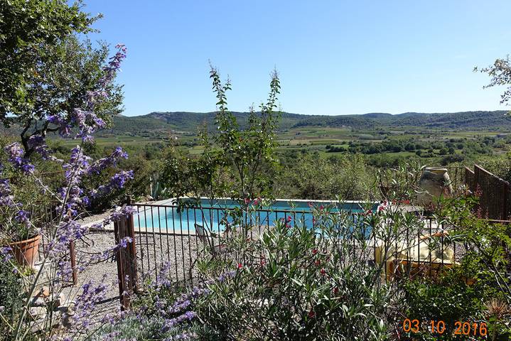 Chambre d’hôte pour 2 personnes, avec piscine et jardin en Ardèche - 2