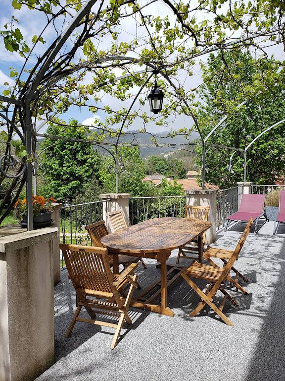 Chambre d’hôte pour 2 personnes, avec jacuzzi ainsi que jardin et piscine en Ardèche - 4