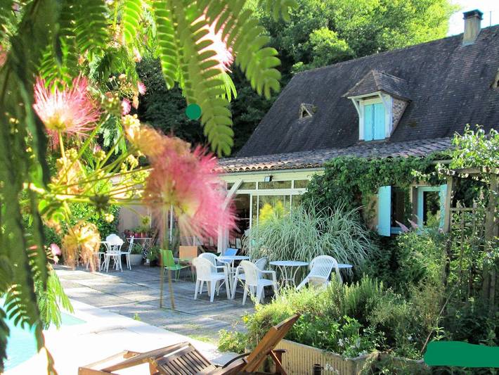 Chambre d’hôte pour 2 personnes, avec piscine et jardin en Dordogne
