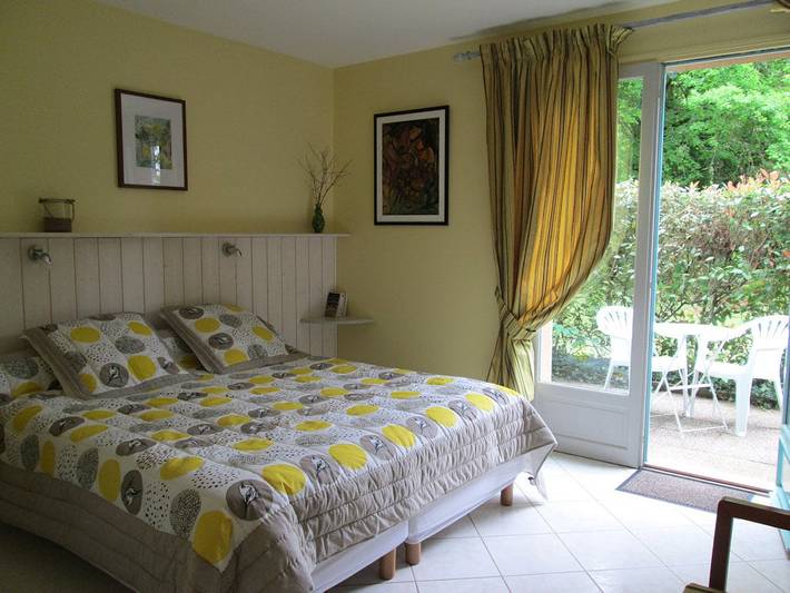 Chambre d’hôte pour 2 personnes, avec piscine et jardin en Dordogne - 2