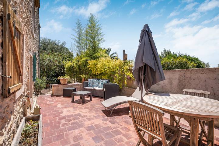 Villa pour 2 personnes, avec jardin dans 