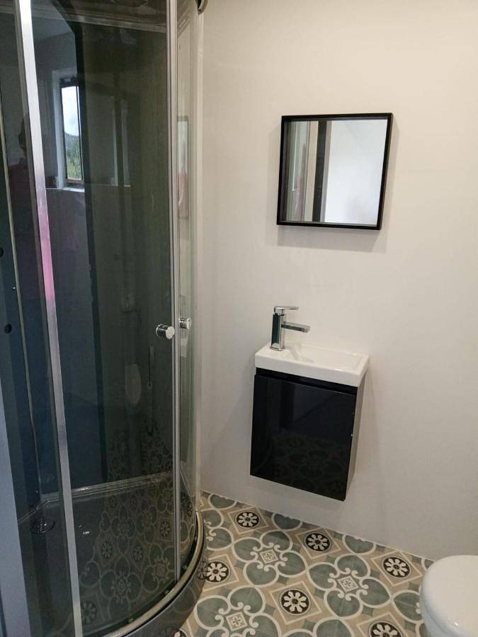 Chambre d’hôte pour 2 personnes, avec jardin ainsi que vue et piscine dans les Vosges - 3