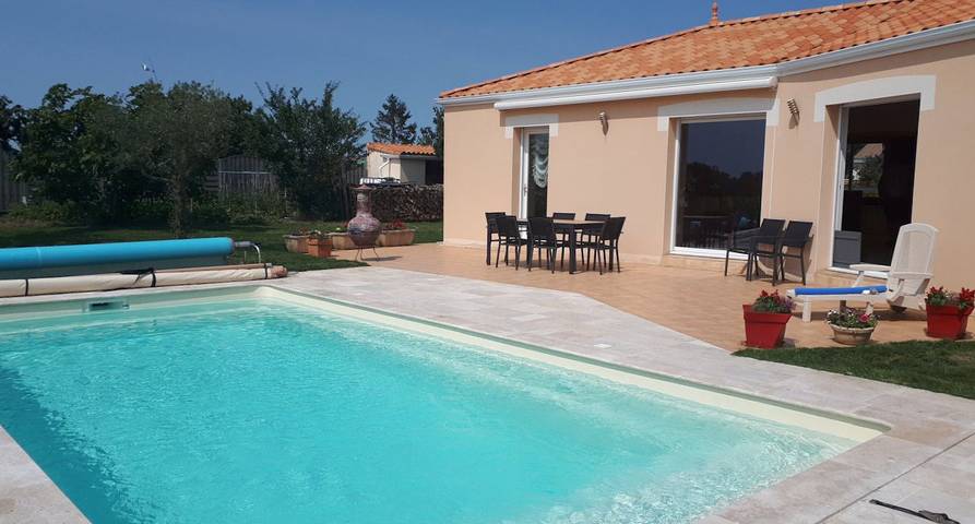 Chambre d’hôte pour 4 personnes, avec jardin et piscine en Loire-Atlantique