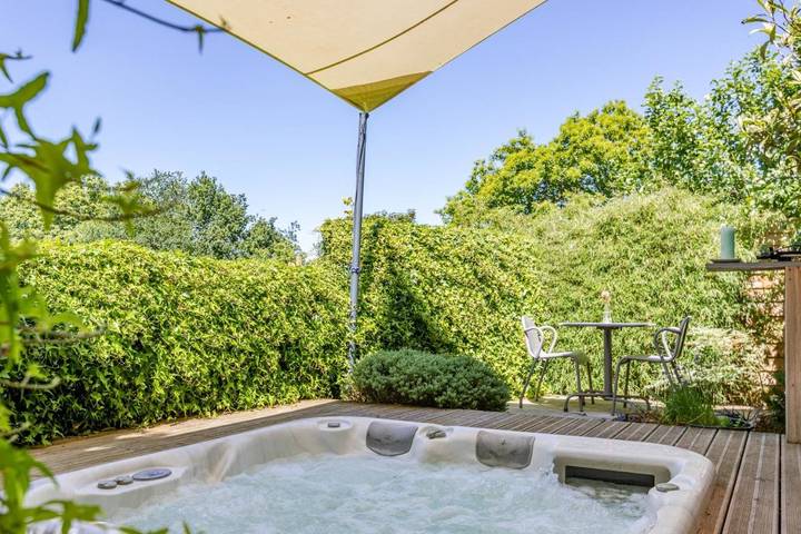 Maison d’hôte pour 2 personnes, avec terrasse et vue ainsi que piscine et jardin en Loire-Atlantique - 3