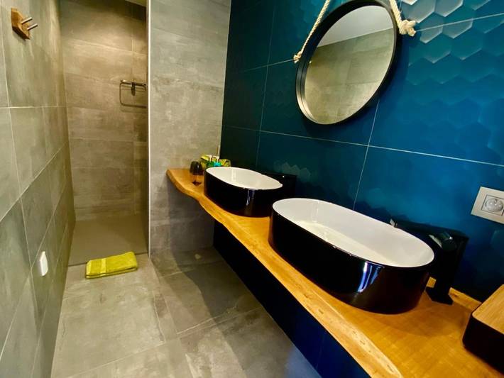 Maison d’hôte pour 2 personnes, avec jardin et vue sur le lac ainsi que piscine et vue en Haute-Savoie - 3