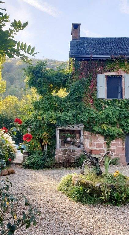 Chambre d’hôte pour 2 personnes, avec piscine et jardin dans l' Aveyron - 4