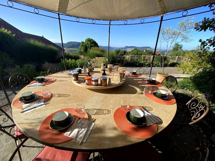 Chambre d’hôte pour 2 personnes, avec jardin et piscine dans l' Aveyron - 2