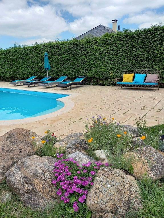 Chambre d’hôte pour 5 personnes, avec jardin et piscine, animaux acceptés dans l' Aveyron - 2