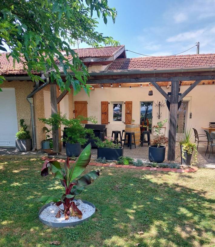 Chambre d’hôte pour 3 personnes, avec jardin ainsi que piscine et jacuzzi dans le Gers