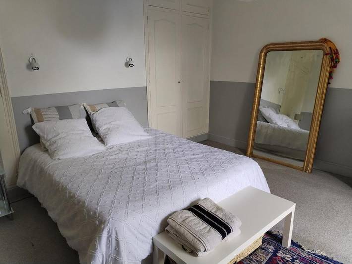 Chambre d’hôte pour 2 personnes, avec vue et terrasse ainsi que piscine et jardin dans le Gers - 2