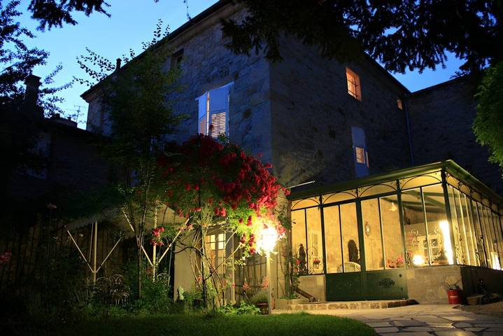 Chambre d’hôte pour 3 personnes, avec piscine et jardin, animaux acceptés en Haute-Loire