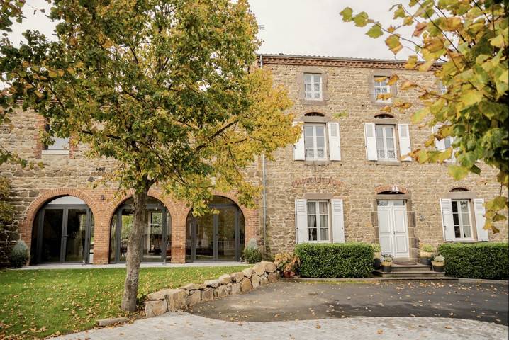 Chambre d’hôte pour 2 personnes, avec piscine et jardin en Haute-Loire