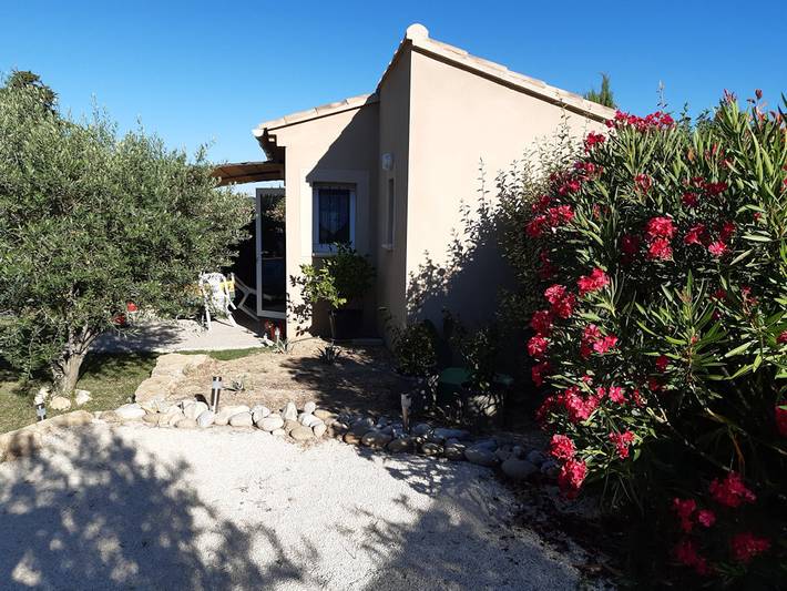 Chambre d’hôte pour 2 personnes, avec piscine et jardin, animaux acceptés dans le Vaucluse - 3