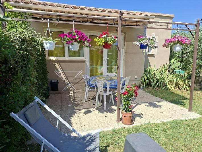Chambre d’hôte pour 2 personnes, avec piscine et jardin, animaux acceptés dans le Vaucluse - 4