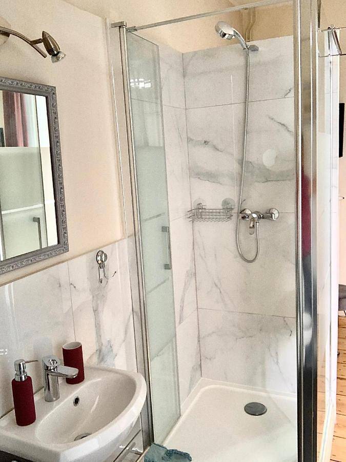 Chambre d’hôte pour 2 personnes, avec jardin et piscine ainsi que sauna et vue dans le Calvados - 3