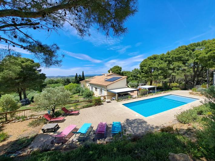 Chambre d’hôte pour 2 personnes, avec jardin ainsi que piscine et terrasse dans l' Aude
