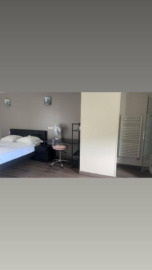 Chambre d’hôte pour 2 personnes, avec piscine ainsi que terrasse et vue à La Rochelle - 2