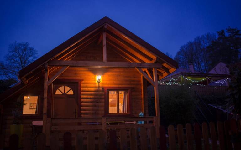 Chalet pour 4 personnes, avec jardin dans 