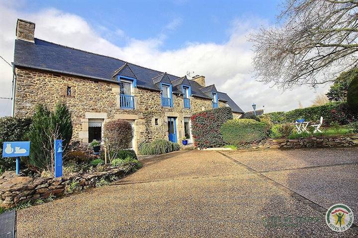 Chambre d’hôte pour 5 personnes, avec jardin dans 