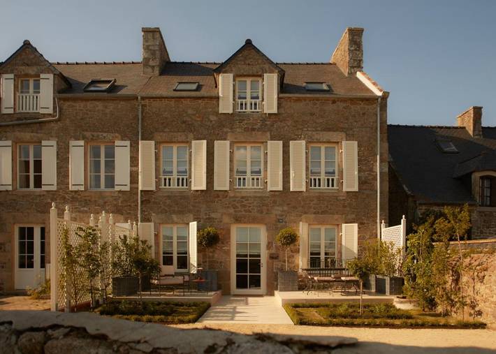 Chambre d’hôte pour 2 personnes, avec jardin dans 