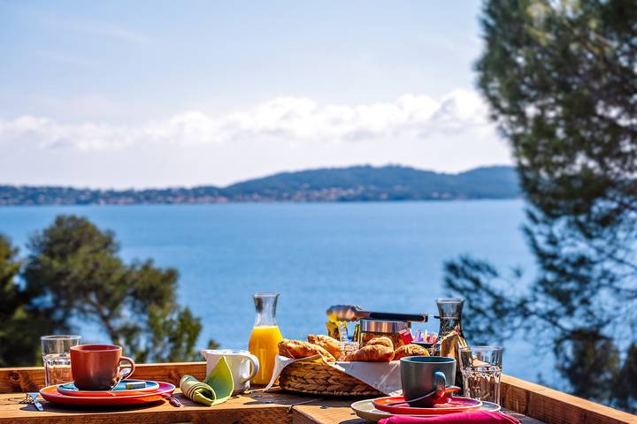 Chambre d’hôte pour 2 personnes, avec jardin dans 