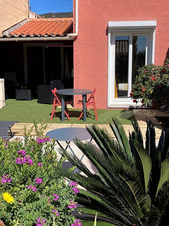 Chambre d’hôte pour 2 personnes, avec terrasse dans 