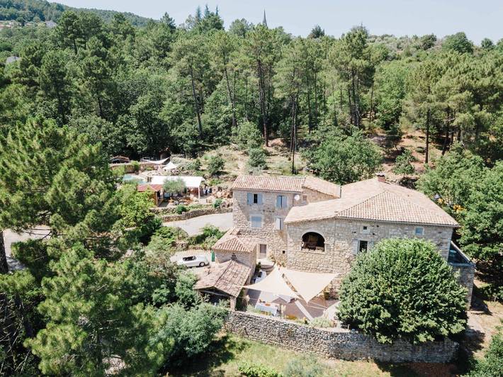 Chambre d’hôte pour 2 personnes, avec jardin ainsi que jacuzzi et piscine en Ardèche - 3