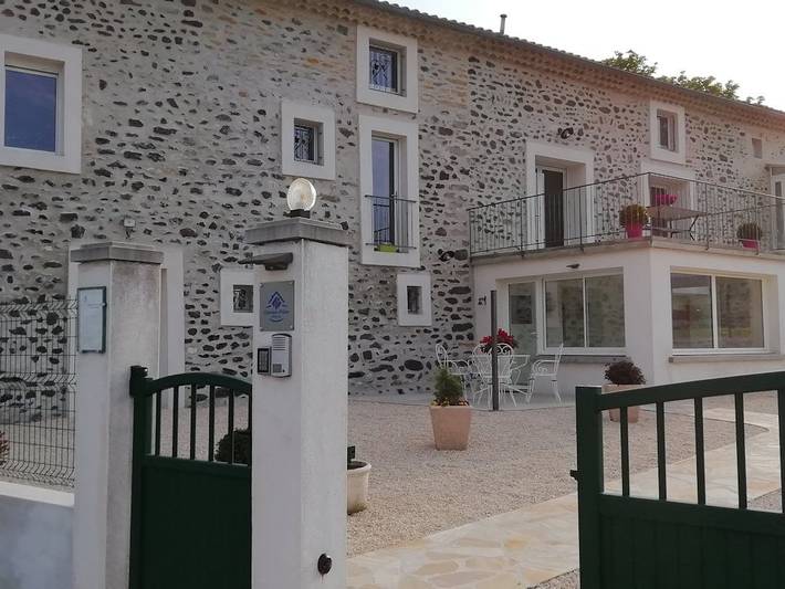 Chambre d’hôte pour 2 personnes, avec jardin en Ardèche