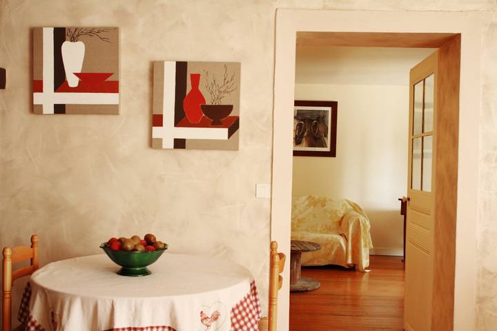 Chambre d’hôte pour 2 personnes, avec jardin et piscine dans le Jura - 3