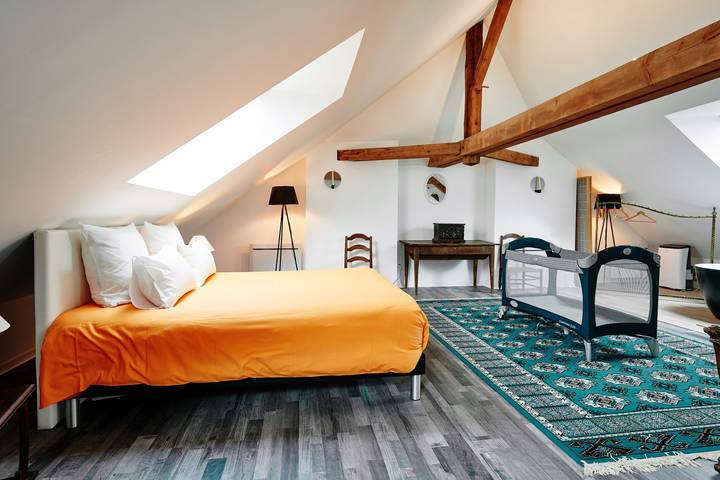 Chambre d’hôte pour 2 personnes, avec jardin et piscine dans le Jura - 2