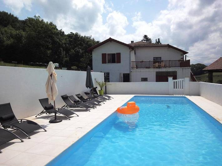 Chambre d’hôte pour 2 personnes, avec piscine au Pays basque