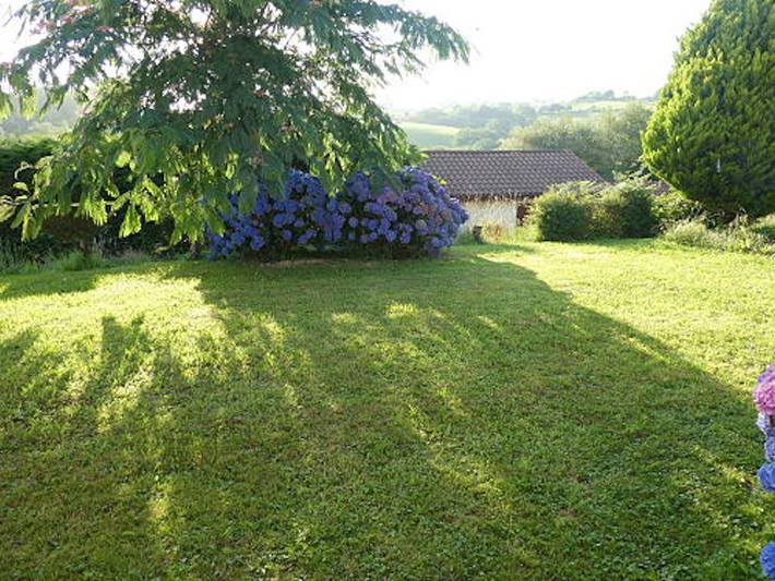 Chambre d’hôte pour 2 personnes, avec jardin et vue sur le lac, animaux acceptés au Pays basque - 4