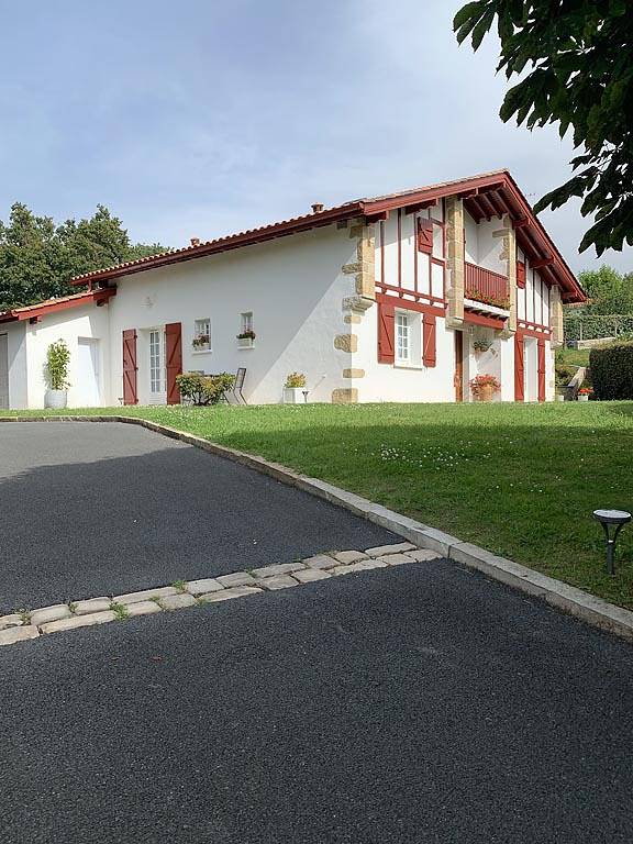 Chambre d’hôte pour 2 personnes, avec jardin, animaux acceptés au Pays basque