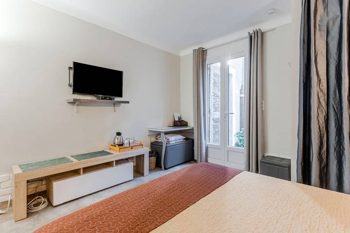 Chambre d’hôte pour 2 personnes, avec jardin dans le Var - 4