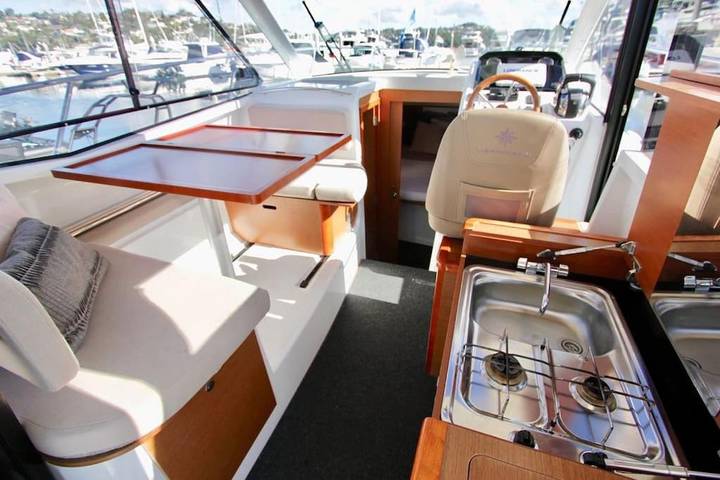 Bateau pour 2 personnes, avec vue sur le lac ainsi que vue et balcon dans 