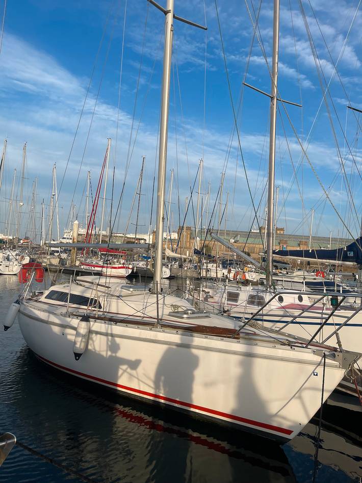 Bateau pour 2 personnes, animaux acceptés dans 