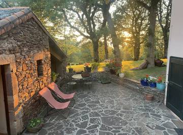 Chambre d’hôte pour 2 personnes, avec jardin dans l' Aveyron