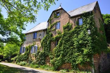 Chambre d’hôte pour 2 personnes, avec jardin, animaux acceptés dans l' Aveyron