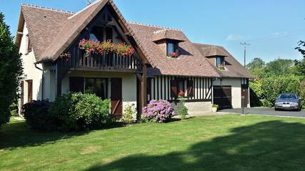 Chambre d’hôte pour 4 personnes, avec jardin dans le Calvados