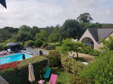Chambre d’hôte pour 2 personnes, avec piscine et jardin en Bretagne