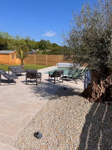 Chambre d’hôte pour 2 personnes, avec piscine et jardin en Bretagne