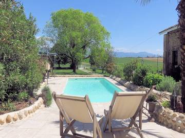 Chambre d’hôte pour 3 personnes, avec jardin et piscine, animaux acceptés dans la Drôme